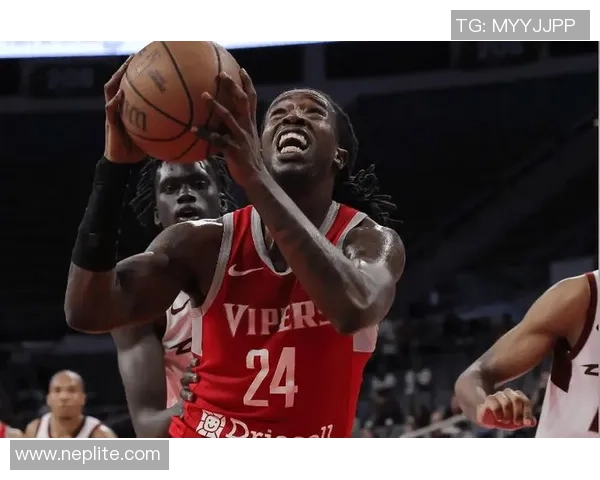 候补进场豪取36分，火箭二队板凳席上还坐着一名强力得分手？